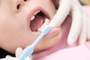 お子様の歯とお口の健康をサポート